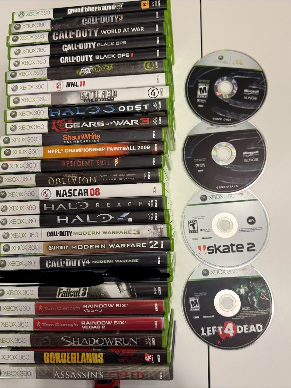 Xbox 360 - 26 games and 4 discs